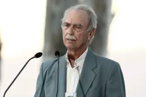 Σπύρος Χαλβατζής: Πέθανε το ιστορικό στέλεχος του ΚΚΕ - Η αντιδικτατορική δράση, οι εξορίες και η πολιτική διαδρομή