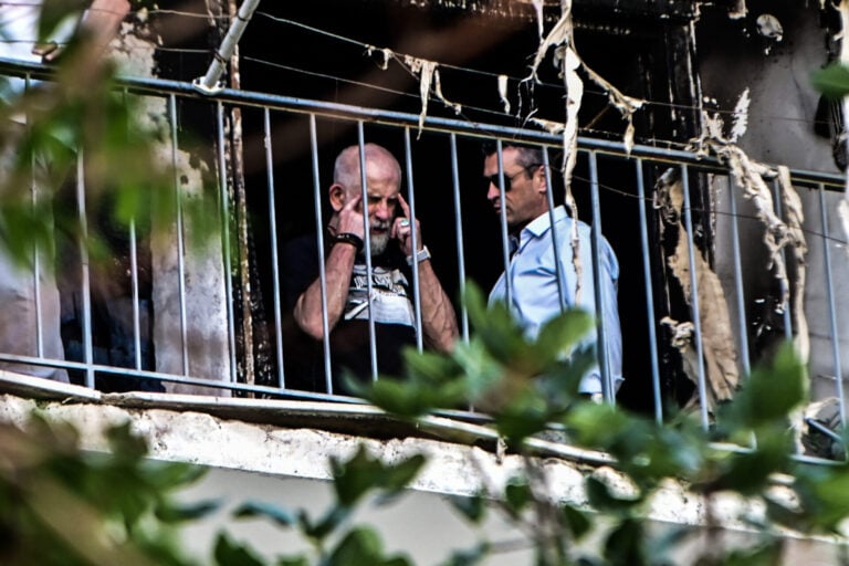 Πέτρος Φιλιππίδης: Επέστρεψε στο διαμέρισμα του15 μήνες μετά τη φωτιά