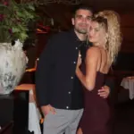 Antigoni: Chic και sexy σε βραδινή έξοδο με τον σύντροφό της