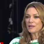 Βίκυ Καγιά: Η κόρη της την αποκαλεί «αρχαία» και απορρίπτει το στιλ της - «Δεν είμαι αρκετά κουλ»