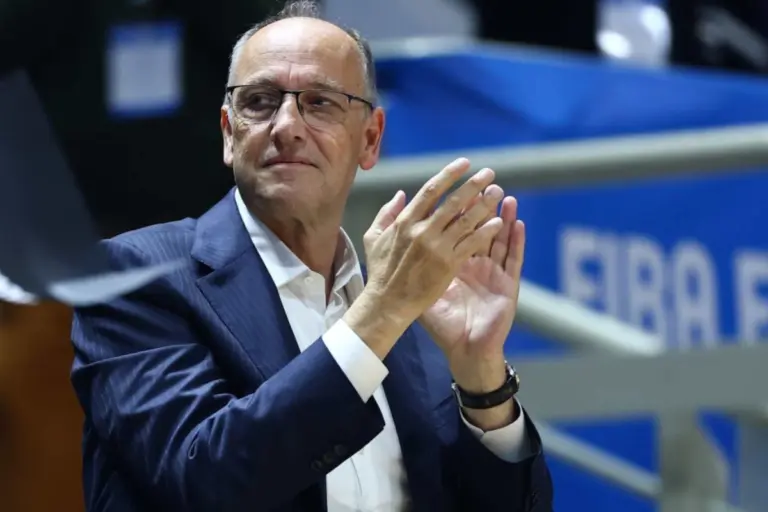 Basket gate: Στον ανακριτή οι έξι συλληφθέντες με πρώτο τον Βαγγέλη Λιόλιο