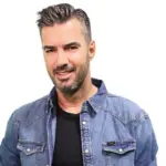 Γιάννης Τσιμιτσέλης: «Από φίλους λαμόγια άλλο τίποτα» – Η πρεμιέρα και το νέο τηλεπαιχνίδι
