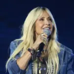Άννα Βίσση: Ρίχνει λάδι στη φωτιά! Το like σε ανάρτηση που τρολάρει τον Καρβέλα