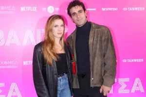Αφροδίτη Λιάντου: Στο πλευρό του Αλέξανδρο Σκουρλέτη στην πρεμιέρα του