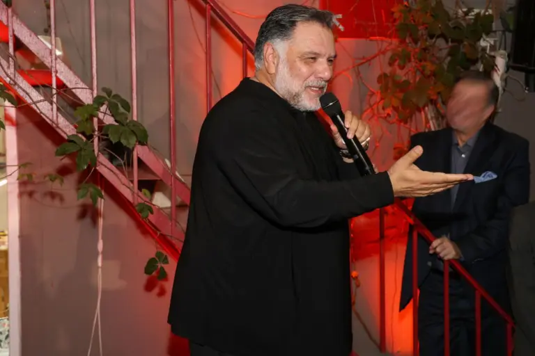 Τέλος εποχής για τον Αρναούτογλου; «Άλλα δύο-τρία χρόνια και φεύγω από την τηλεόραση»