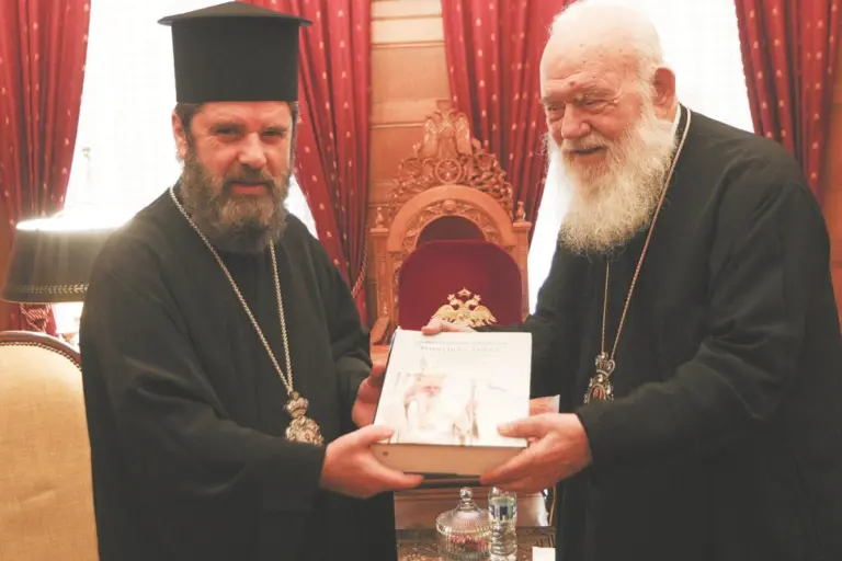 Δυο εκκλησίες με τεράστιο έργο