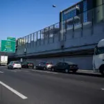 Κυκλοφοριακό χάος στην Αττική λόγω βροχής – Καθυστερήσεις άνω των 45 λεπτών στην Αττική Οδό