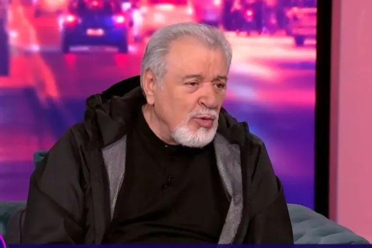 Τάσος Χαλκιάς: Η δήλωση που προκαλεί αίσθηση - «Δικαίως έτρωγα ξύλο από τον πατέρα μου»