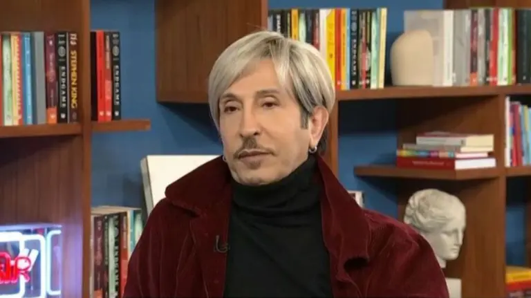 Απασφάλισε ο Δημήτρης Παπάζογλου: «Ένας τραγουδιστάκος μέτριος» ο Νίνο