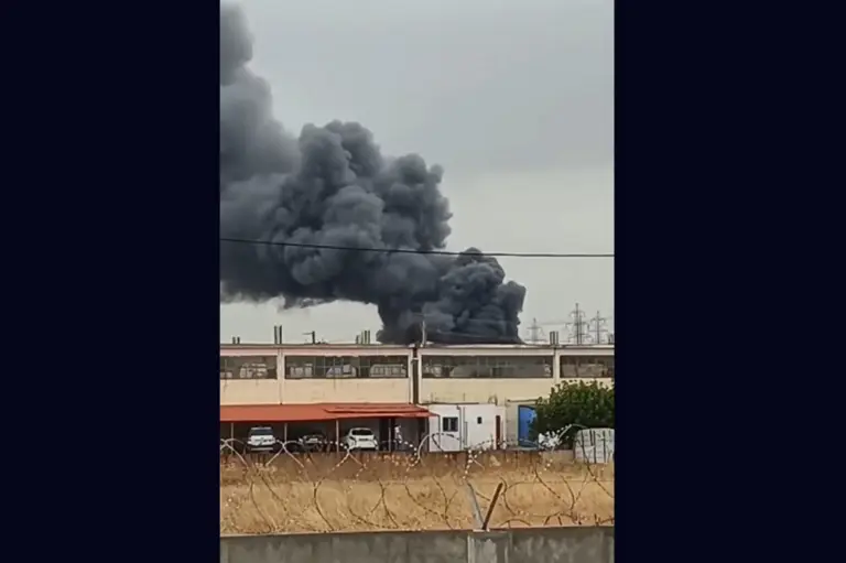 Συναγερμός στον Ασπρόπυργο – Φωτιά σε εργοστάσιο