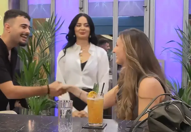 First Dates: «Ξαναμμένο» ζευγάρι με το καλησπέρα – «Θες να σε καβαλήσω;»