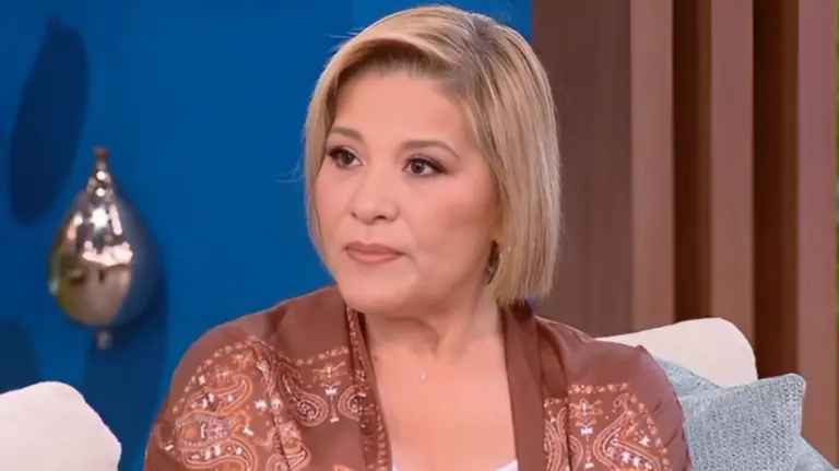 Γιώτα Νέγκα: Η μάχη να μάθει να λέει «όχι» - «Με δυσκόλεψε η ταμπέλα του καλού παιδιού»