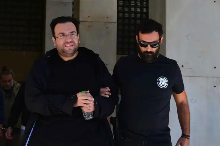 Φίλιππος Καμπούρης: Πάνω από 2 εκατ. ευρώ «έκαναν φτερά» από εταιρικούς λογαριασμούς
