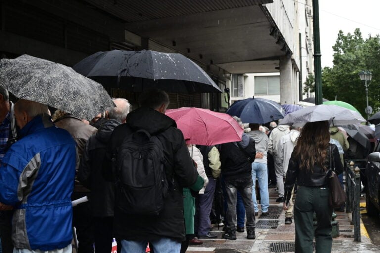 Καιρός: Ανατροπή στο σκηνικό – Τέλος οι λιακάδες, έρχονται βροχές και καταιγίδες