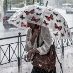 Καιρός: Έρχονται ισχυρές καταιγίδες και πτώση της θερμοκρασίας – Πού θα βρέξει την 28η Οκτωβρίου