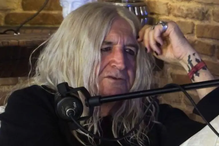 «Μύδροι» Καρβέλα κατά Βίσση: «Δυσκολεύομαι να πιστέψω ότι συναίνεσε σε μια τόσο μεγάλη απρέπεια εναντίον μου»»