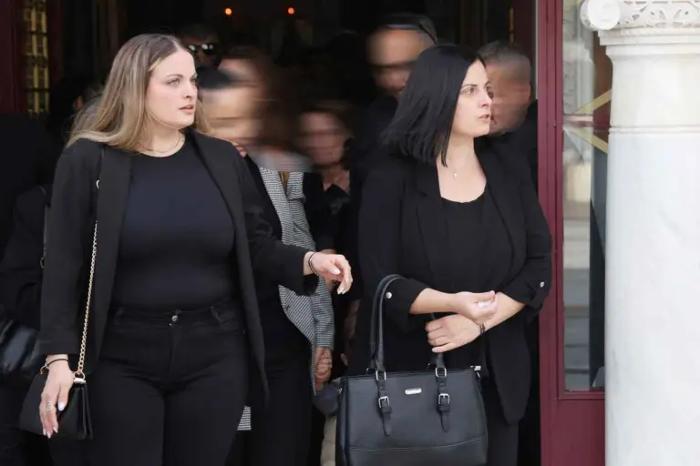 Στα δύο η οικογένεια του Δημήτρη Κόκοτα - Τελικά έγιναν δύο μνημόσυνα