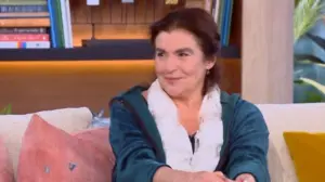 Λυδία Κονιόρδου: «Οι γυναίκες αγοράζουν την ομορφιά τους» - Η καταγγελία για τον ηλικιακό ρατσισμό