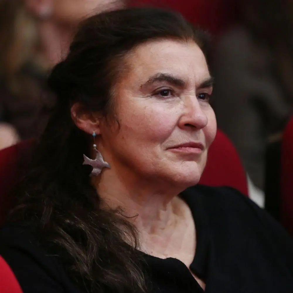 Η Λυδία Κονιόρδου μίλησε για τις δύσκολες εμπειρίες που έζησε από παιδί, περιγράφοντας περιστατικά λεκτικής βίας και σεξουαλικής παρενόχλησης.