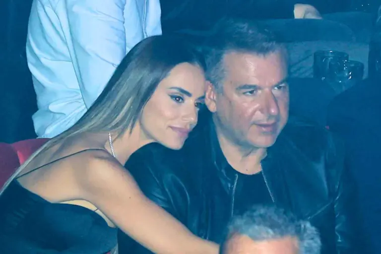 Μαρία Αντωνά: «Λιώνει» για τον Γιώργο Λιάγκα – «Στην αγκαλιά του βρίσκω το καταφύγιό μου»
