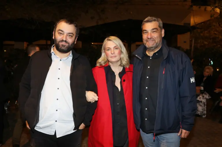Ελισάβετ Μουτάφη: Βραδινή έξοδος με τους άντρες της ζωής της