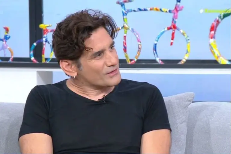 Οδυσσέας Παπασπηλιόπουλος: Η προσωπική εξομολόγηση - «Με κρατάει πίσω η δειλία και η ζωή που έχω χτίσει»