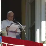 Πάπας Λέων: Εσπευσμένα στο χειρουργείο - Τι εντόπισαν οι γιατροί στον πνεύμονά του