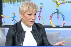 Χρύσα Ρώπα: «Νιώθω απατημένη» - Τα πυρά για την πολιτική και ο γιος που δεν θέλει να γυρίσει στην Ελλάδα