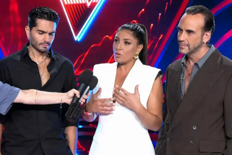 The Voice: Η Παπαρίζου λύγισε για τον Μαζωνάκη - «Δεν ήταν η ώρα του»