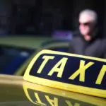 Βόλος: Δέκα νεαροί περικύκλωσαν ταξί και ξυλοκόπησαν επιβάτες – Ένας στο νοσοκομείο!