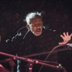 Σταύρος Ξαρχάκος: Άστραψε και βρόντηξε για το πολιτικό σποτ που χρησιμοποίησε την μουσική του - «Κατεβάστε το»