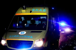 Τραγωδία στο λιμάνι του Πειραιά: Ένας νεκρός από την πτώση αυτοκινήτου στη θάλασσα – Αγωνία για δύο επιβαίνοντες