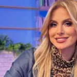 Ζωή Κρονάκη: Η εξομολόγηση για τις «Μαμά-δες» – «Ήταν το τρίτο μου παιδί»